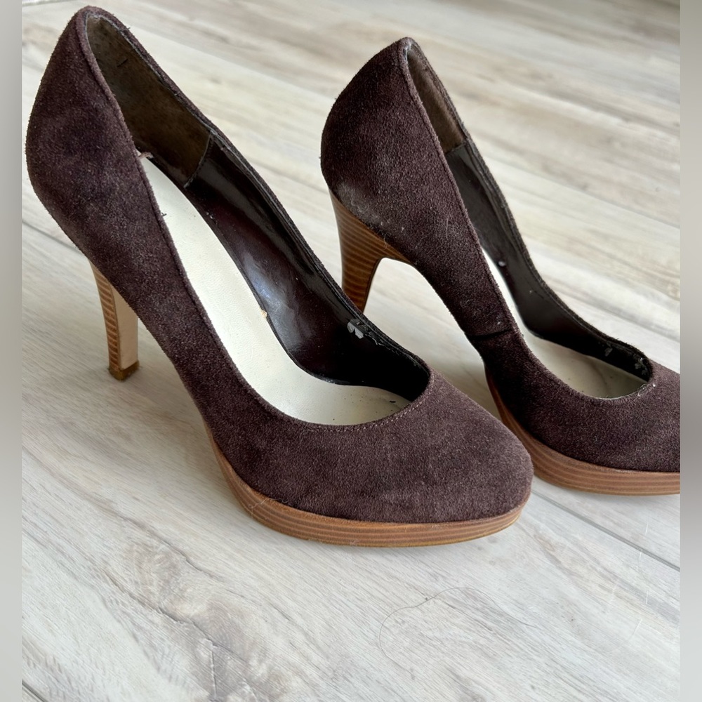 Ted Baker size 7 classic heels